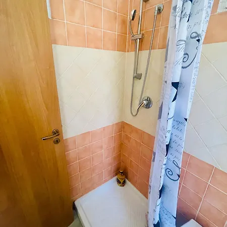 Lina House Apartment